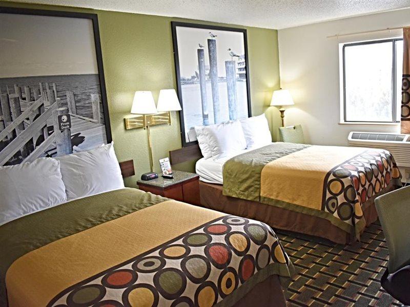 Hotel Super 8 By Wyndham Newport News/Jefferson Ave. Zewnętrze zdjęcie