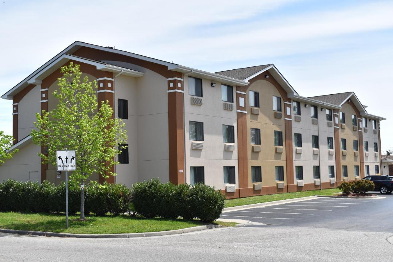 Hotel Super 8 By Wyndham Newport News/Jefferson Ave. Zewnętrze zdjęcie