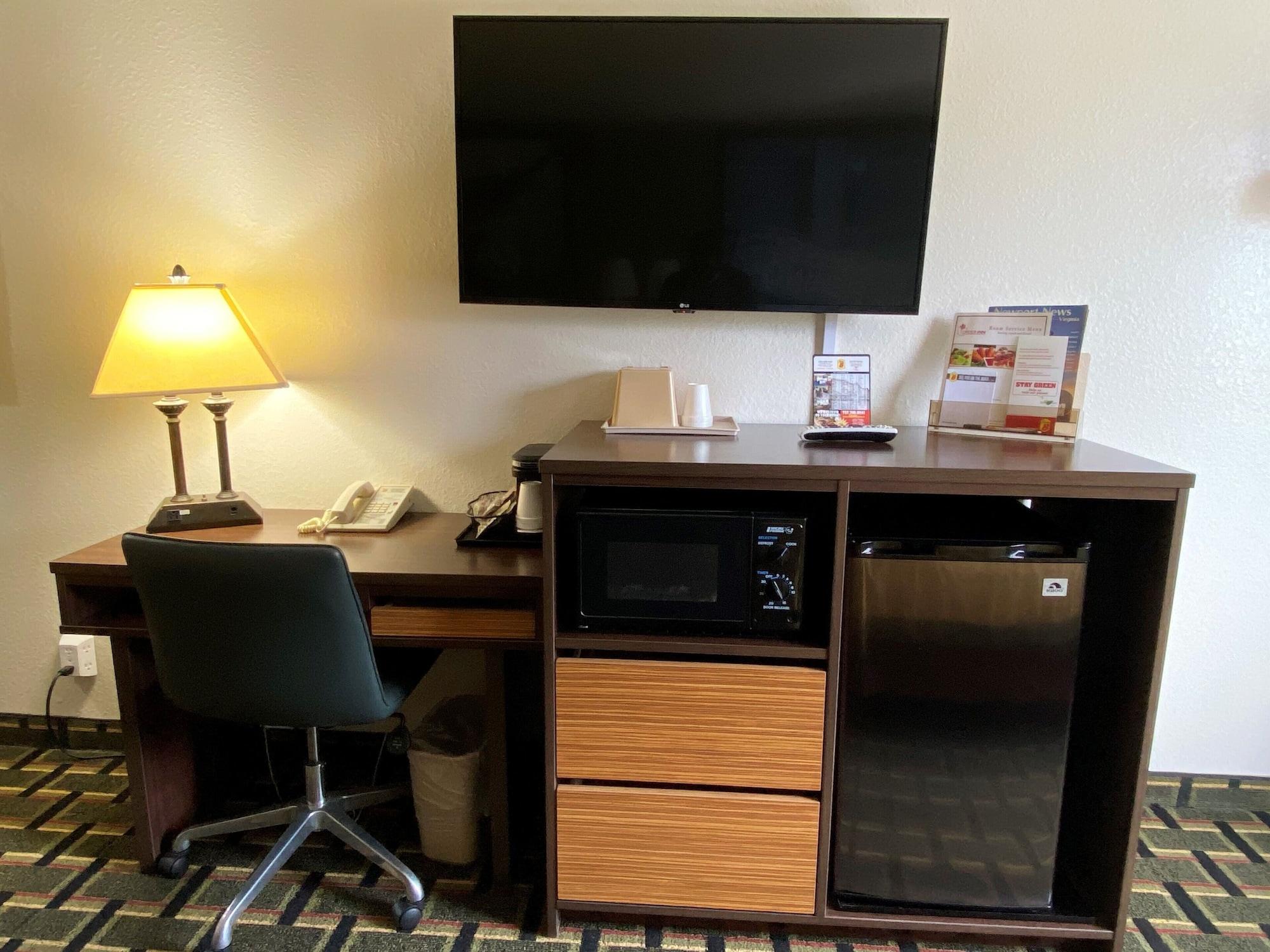 Hotel Super 8 By Wyndham Newport News/Jefferson Ave. Zewnętrze zdjęcie