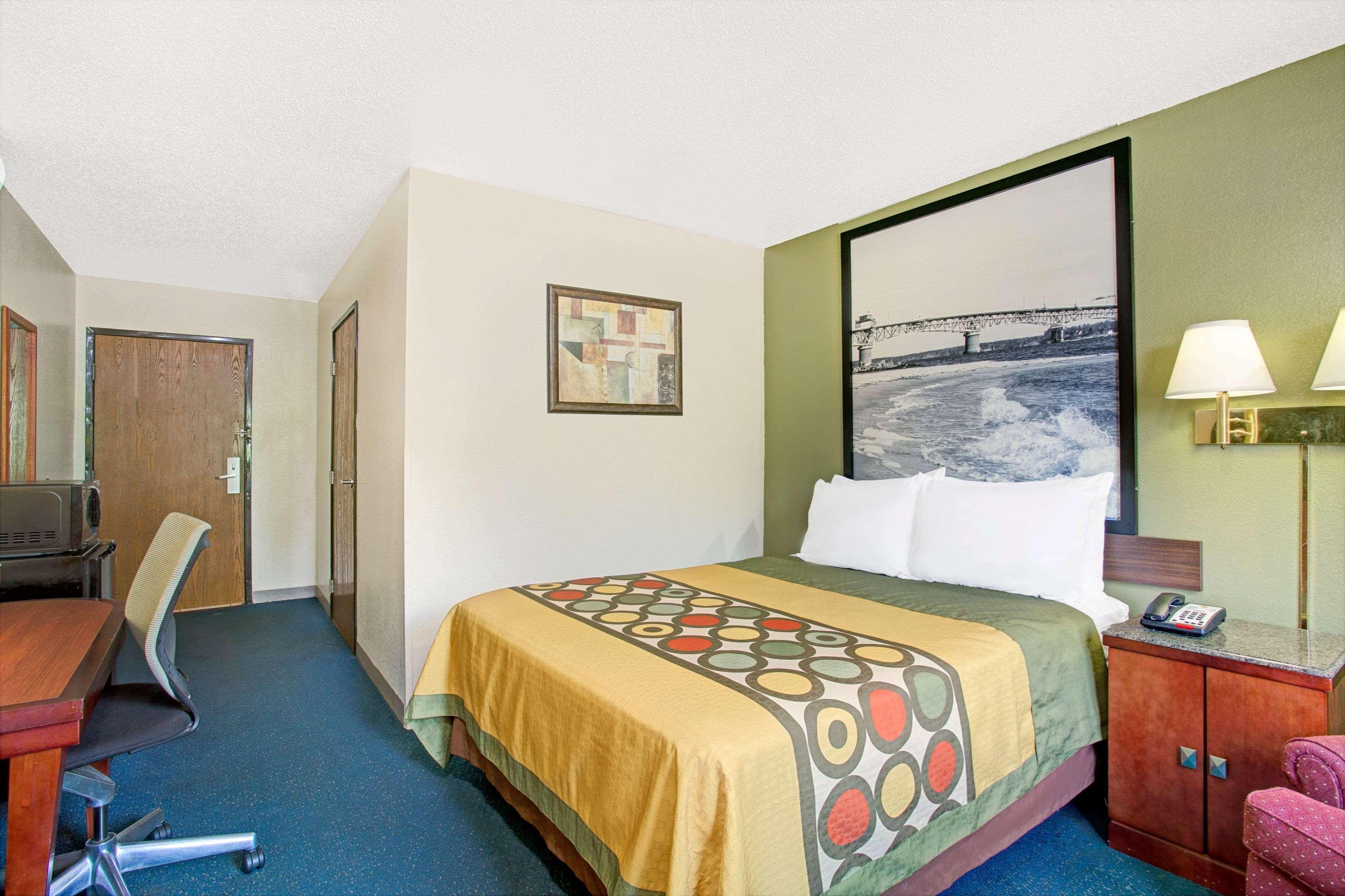 Hotel Super 8 By Wyndham Newport News/Jefferson Ave. Zewnętrze zdjęcie